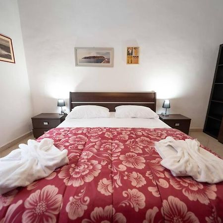 Pazzariello House By Dimorra Apartment Naples Luaran gambar
